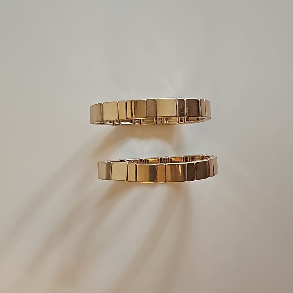 Gold Bracelet w Elastic (2)